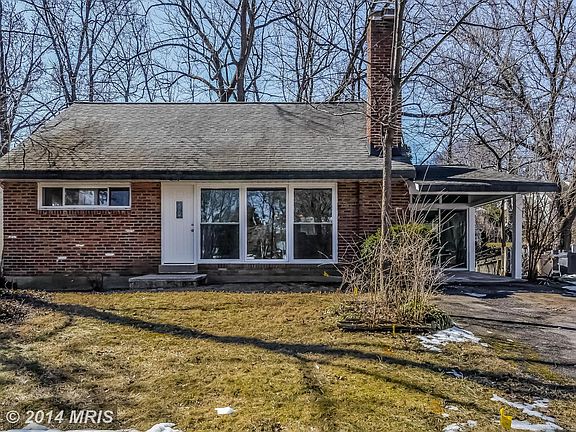 2nd image of 1613 Gruenther Ave