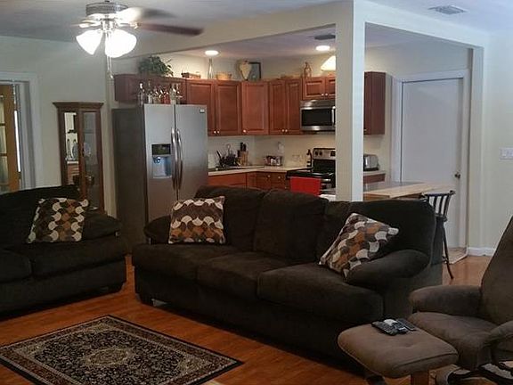 3rd image of 2309 W Hamilton Ave