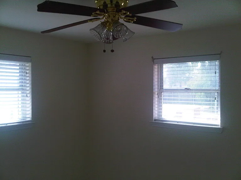 3321 Plaza Dr — Photo 3