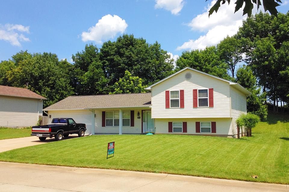 1st image of 236 S Forester Dr