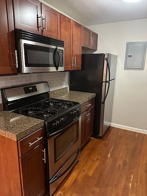 1st image of 1332 N Williams St APT 102