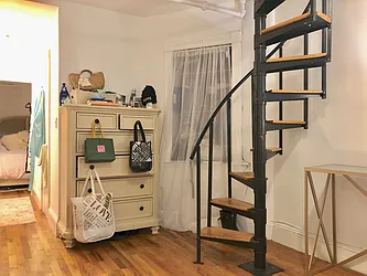 Rented by LJ Sloane Management