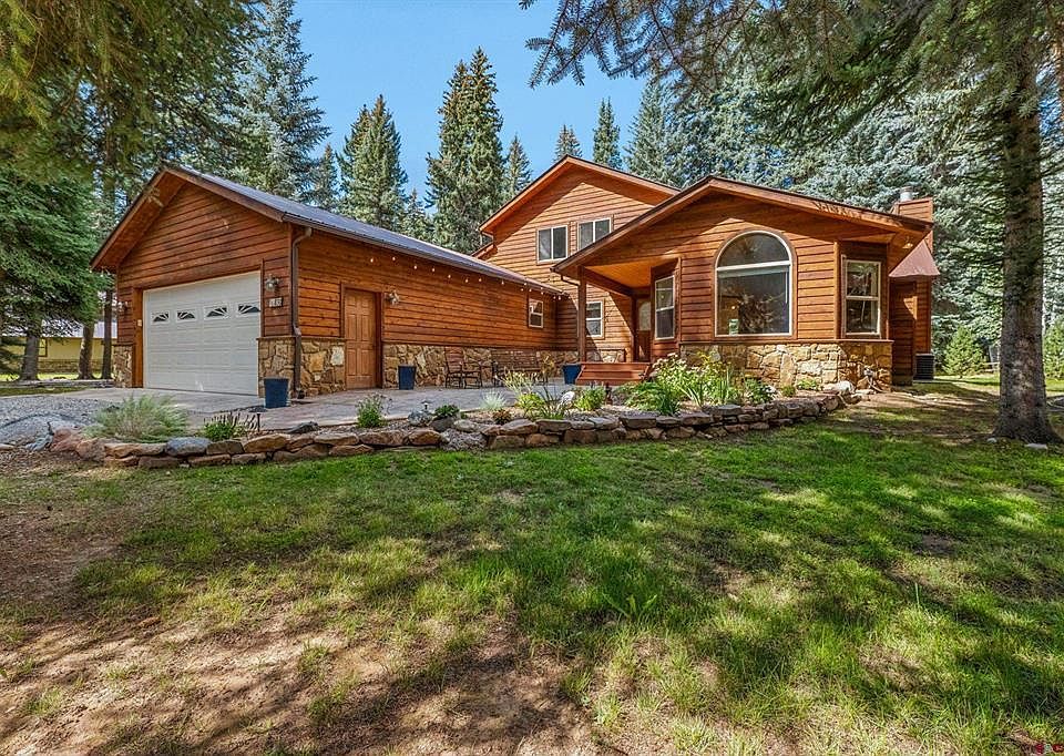 1st image of 830 Mushroom Lane