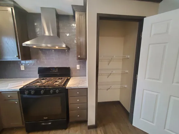24 Hummingbird Dr #126, Lake Orion, MI 48359