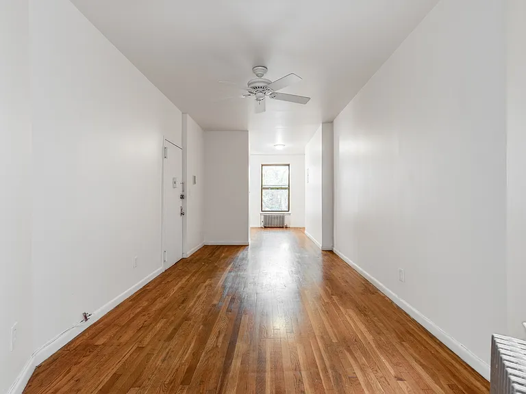 422 E 77th St #5W — Photo 3