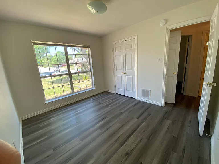 1212 Oak Valley — Photo 12