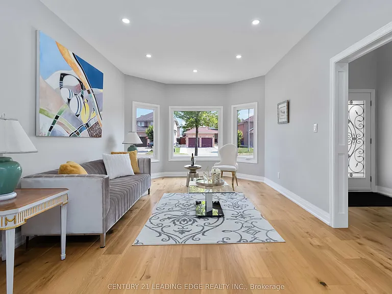 286 Fernforest Dr — Photo 5