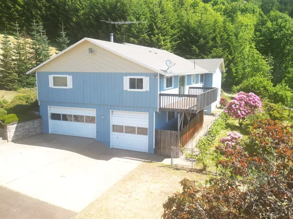 18108 NE Bald Peak Ln, Newberg, OR 97132