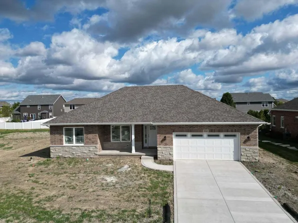 9312 W 106th Place St, John, IN 46373