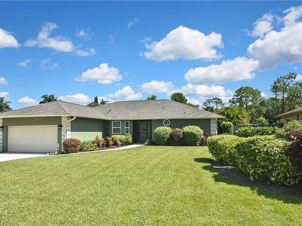 11831 Amanda LN, BONITA SPRINGS, FL 34135