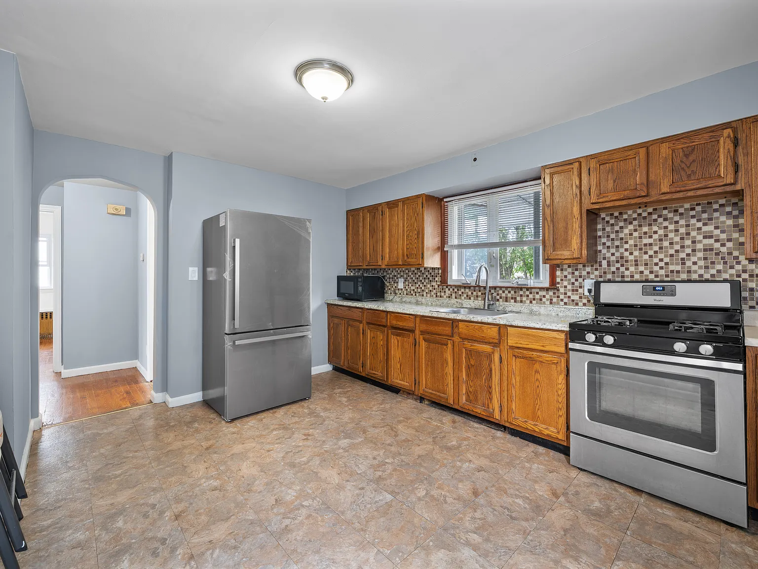 2 bed, 871 sqft, $2,250 — Photo 3