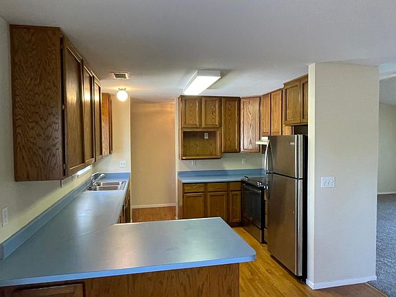 4th image of 2155 Park Marina Dr APT 42