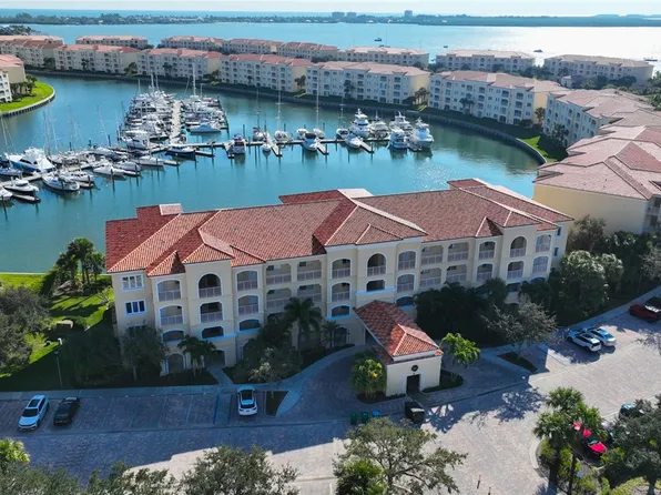 11 Harbour Isle Dr W Unit 203, Fort Pierce, FL 34949