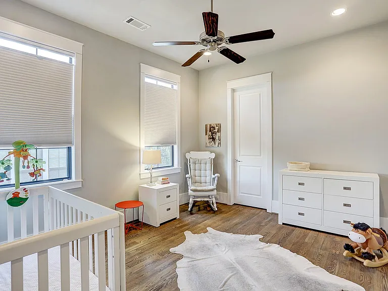 5655 Locke Ln — Photo 33