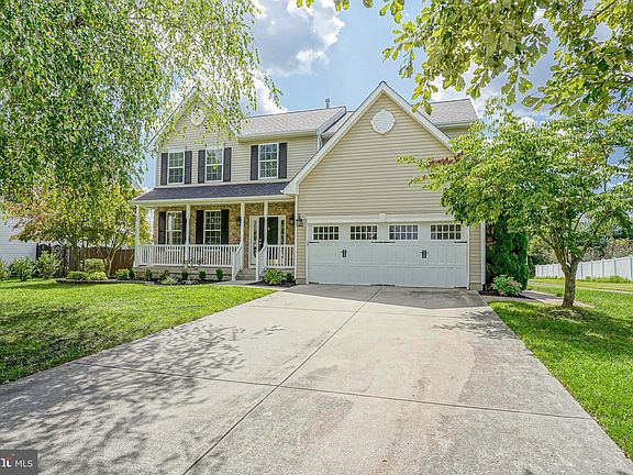 2nd image of 615 Ironwood Dr