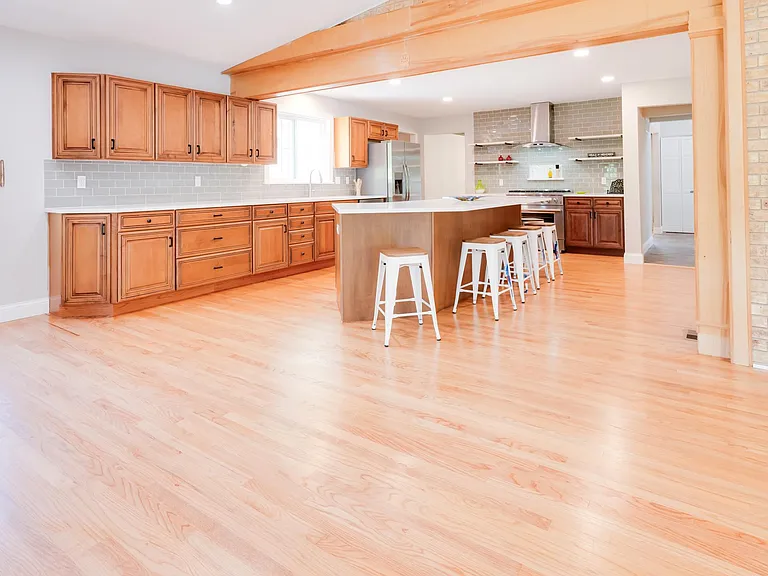 327 Royal Village Dr — Photo 16