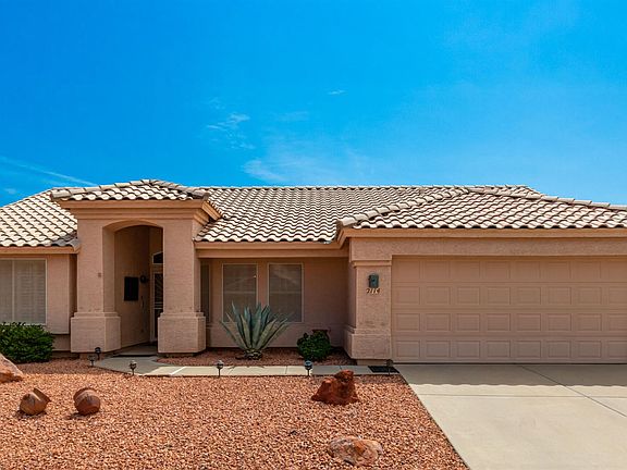 2nd image of 2114 N Pebble Beach Dr