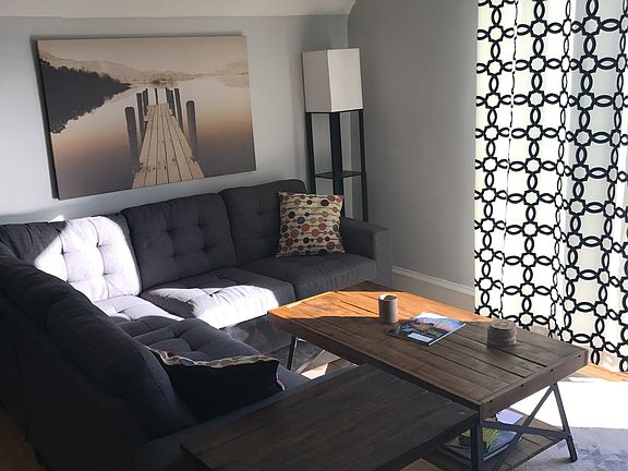 3rd image of 2600 W 40th St #3