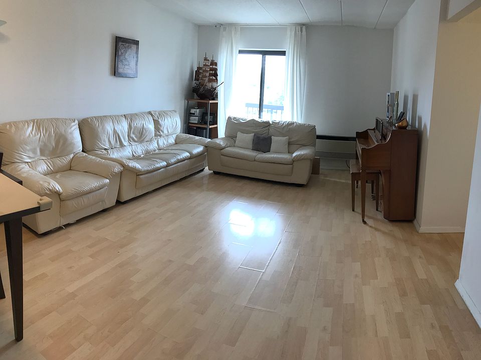1st image of 21302 42nd Ave APT 5E