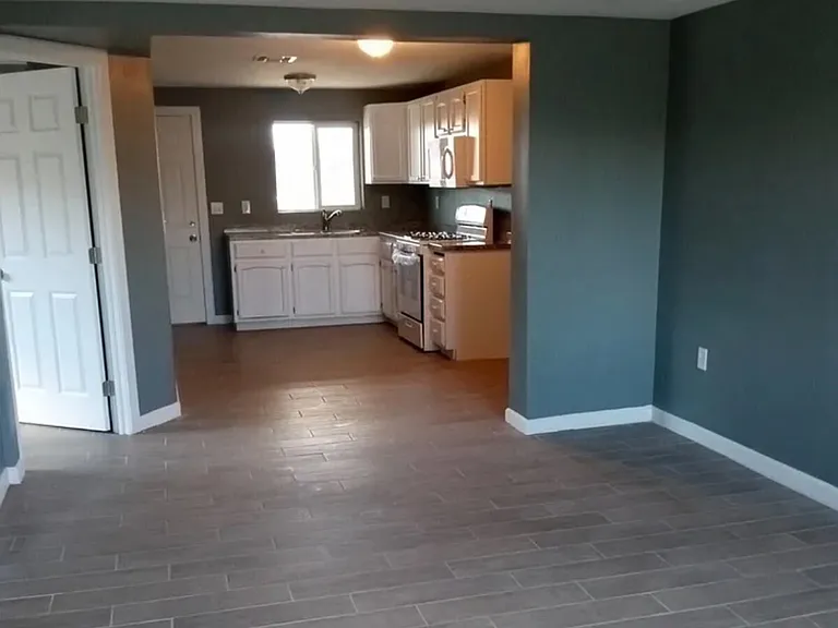 4980 S 17th Ave — Photo 5