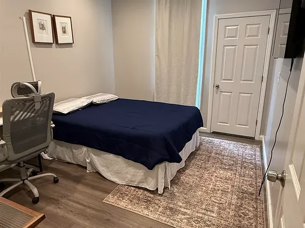 256 5 Fairmount Avenue image 6 of 9