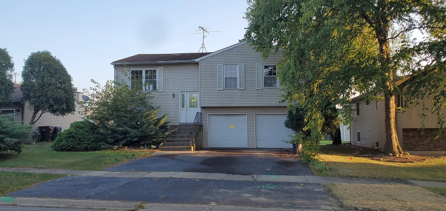 611 Old Forge Ln photo 1