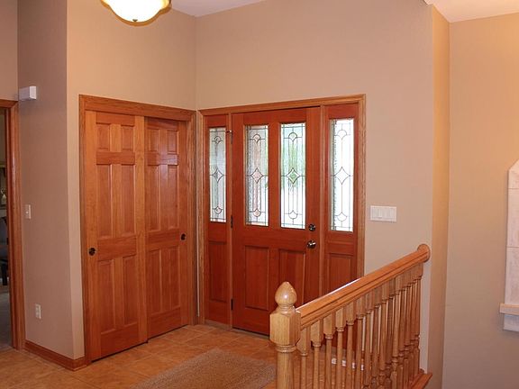 4th image of 305 Eagles Cove Cir