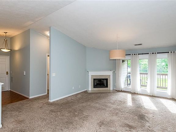5th image of 1665 Piper Ln Unit 208