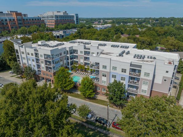 225 N Cedar St APT 313