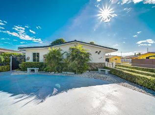 355 SW 121st Ave, Miami, FL 33184