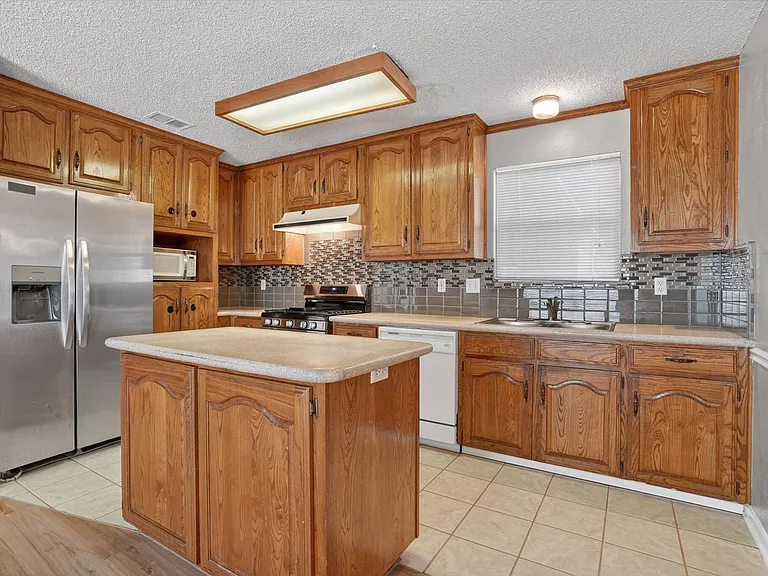 2924 Pritchett Dr — Photo 8