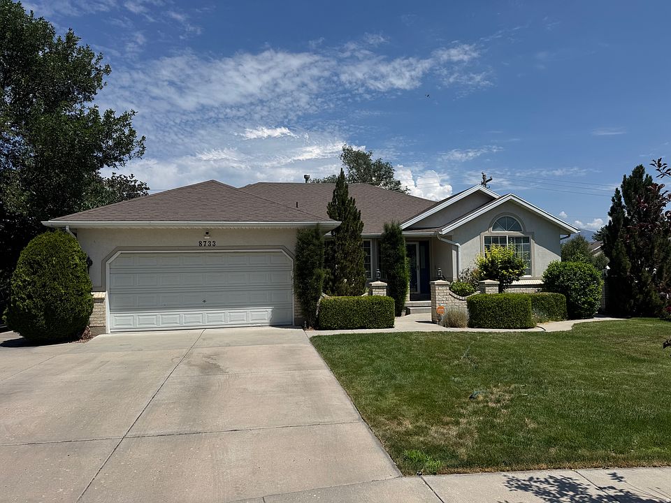1st image of 8733 Fairway Dr