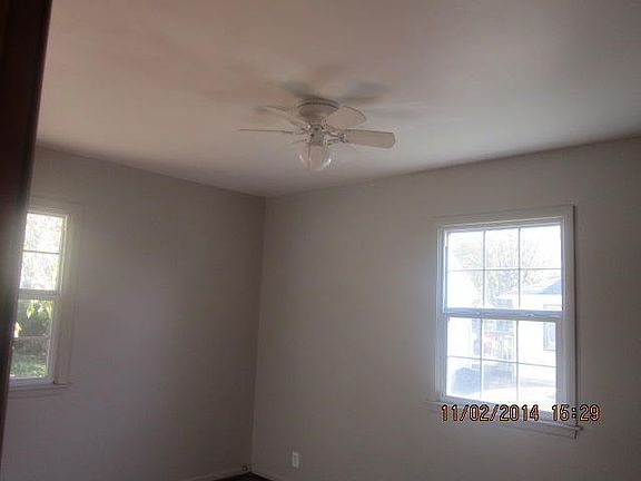 4th image of 318 S Barr St