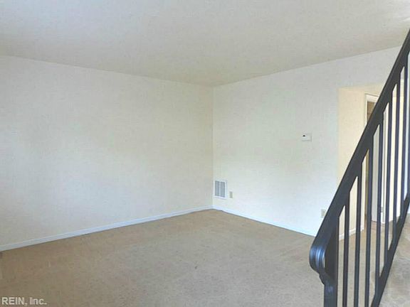 3rd image of 1337 Green Cedar Ln