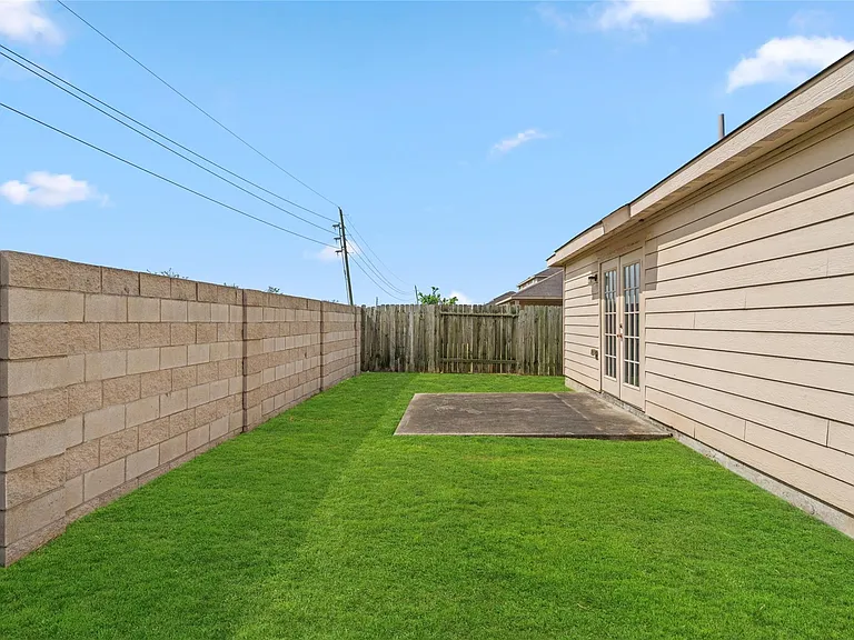 9719 Montana Sapphire Ln — Photo 38
