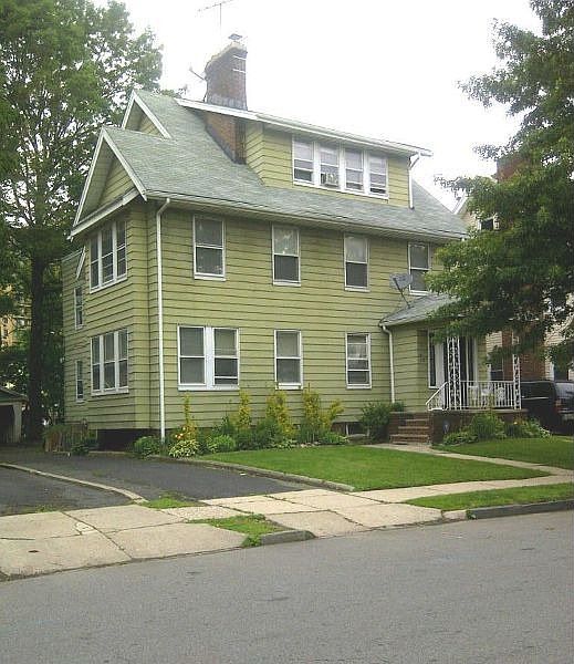1st image of 319 No Maple Ave
