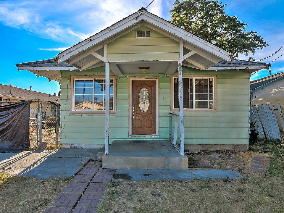1st image of 215 Parmer Ave