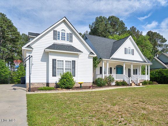 3rd image of 5782 Roseheath Road