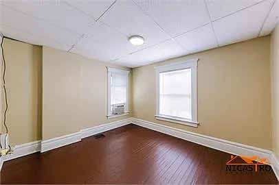 2064 Indianola Ave — Photo 15