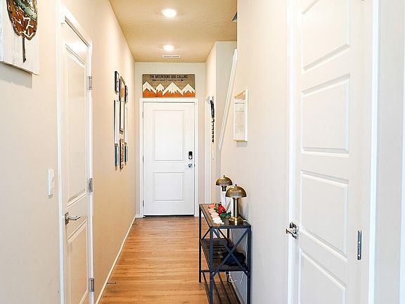 2nd image of 10510 W Duckhook Rd