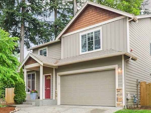 Home at end of cul-de-sac