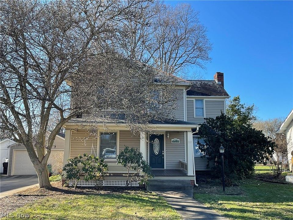 1st image of 207 Dale St