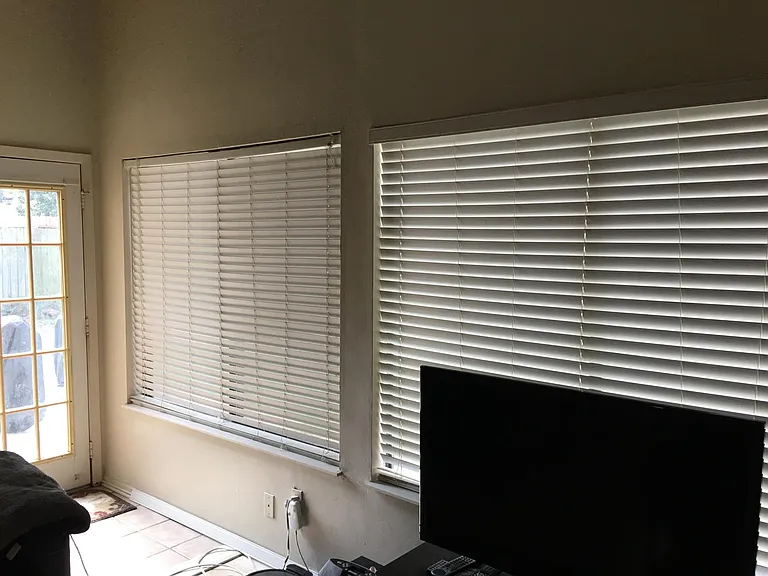 10814 Tryon Dr — Photo 6