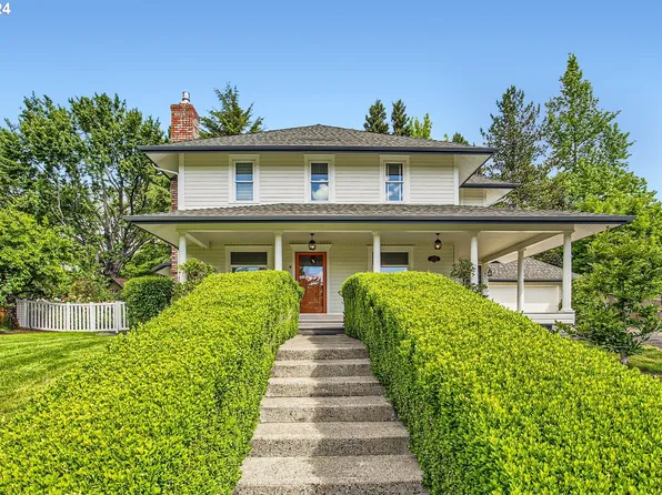 14245 NW Belle Ct, Portland, OR 97229