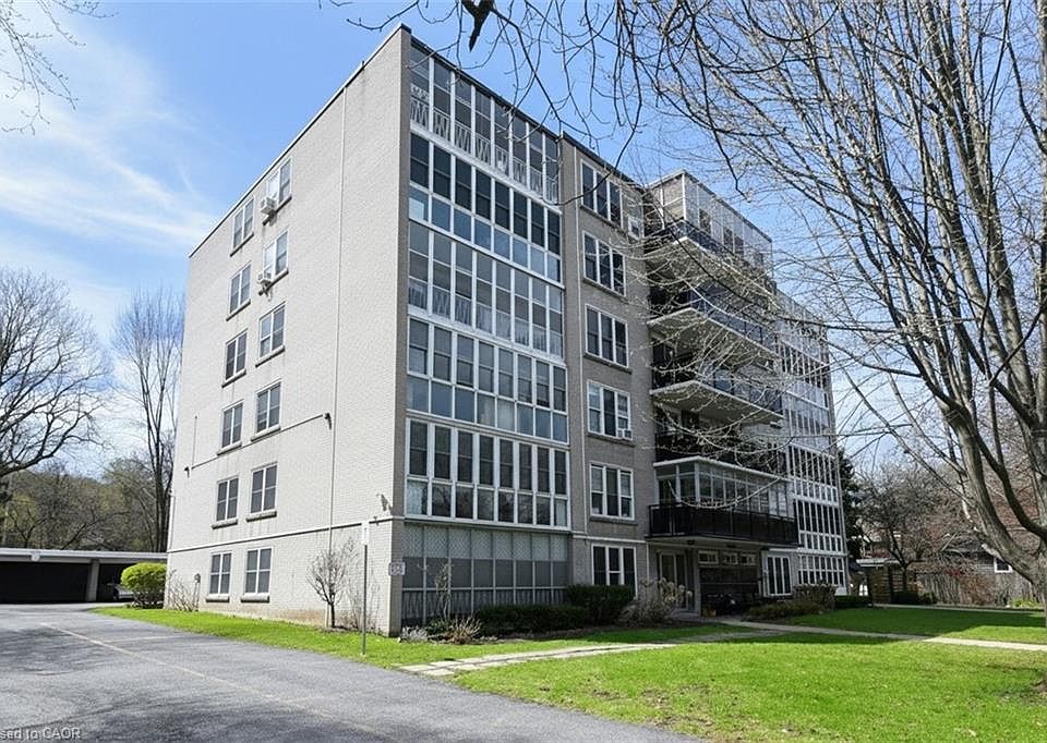 1st image of 69 Herkimer St #202