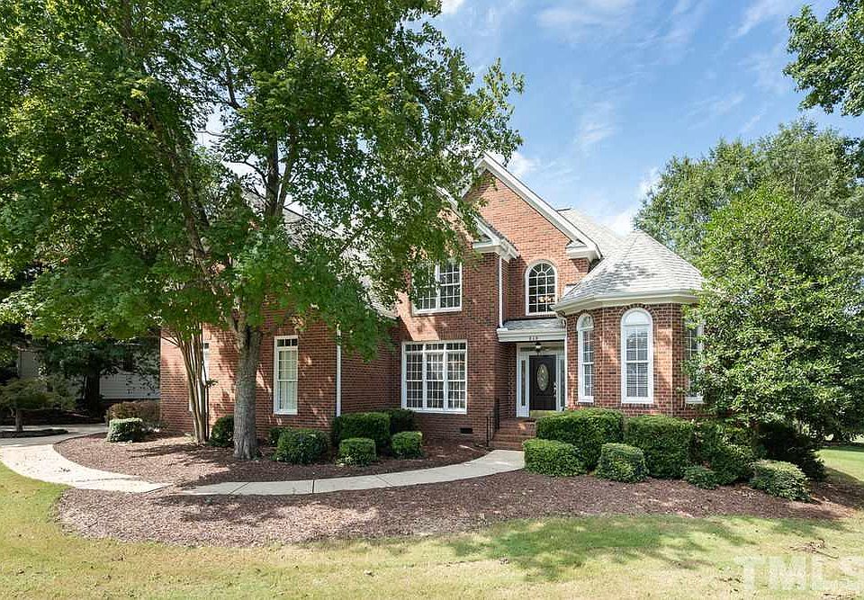 1st image of 848 Parkridge Dr