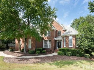 848 Parkridge Dr, Clayton, NC 27527
