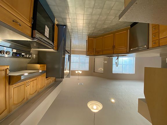 4th image of 8101 Floridale Dr #89