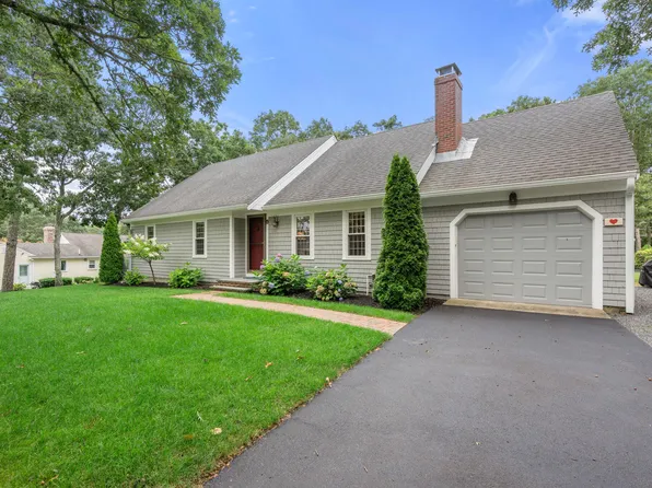6 Tupelo Drive, Harwich, MA 02645