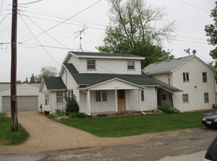 215 Washington St, Pecatonica, IL 61063